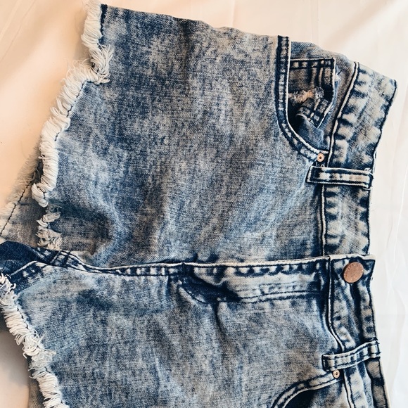 Pants - High waisted shorts